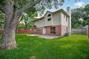 128 Island Breeze Cir, League City, TX 77573 - Photo 31