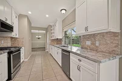 128 Island Breeze Circle, League City, TX 77573 - Photo 13