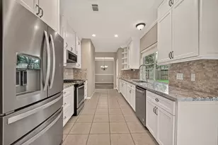 128 Island Breeze Cir, League City, TX 77573 - Photo 15