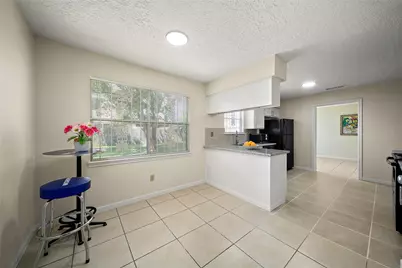 10718 Nobility Drive, Houston, TX 77099 - Photo 11