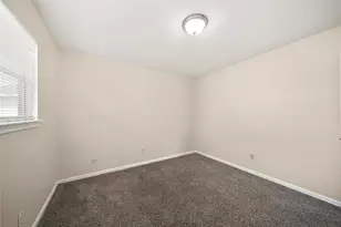 10718 Nobility Dr, Houston, TX 77099 - Photo 17