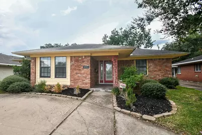 3315 S Braeswood Boulevard, Houston, TX 77025 - Photo 1