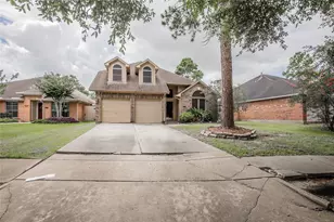 1606 Diamond Brook Dr, Houston, TX 77062 - Photo 1
