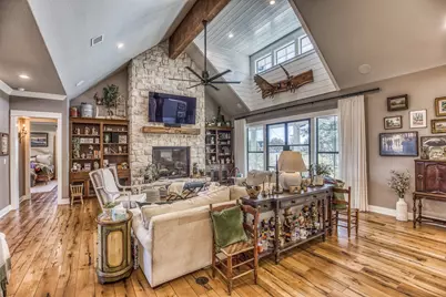 9352 Lake Drive, Chappell Hill, TX 77426 - Photo 13