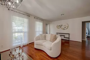 4005 Omeara Dr, Houston, TX 77025 - Photo 9