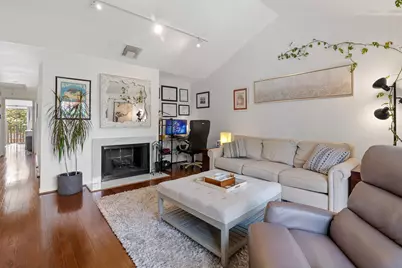 2829 Timmons Lane #228, Houston, TX 77027 - Photo 3