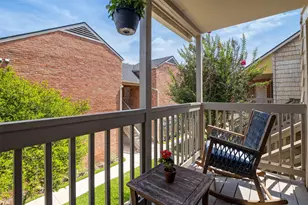 2829 Timmons Ln, Houston, TX 77027 - Photo 5