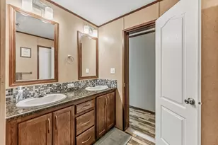61 Kathryn Dr, Huntsville, TX 77320 - Photo 21