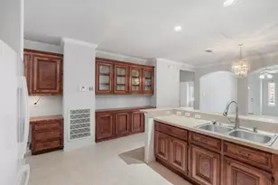 1310 E James St, Baytown, TX 77520 - Photo 9
