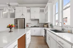 1005 St Charles St, Houston, TX 77003 - Photo 13