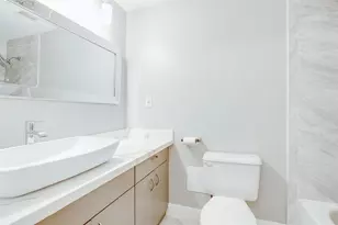 2001 Holcombe Blvd, Houston, TX 77030 - Photo 15