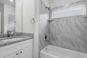 2811 Pne Est Ln, Houston, TX 77014 - Photo 21