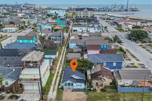 2314 31st St, Galveston, TX 77550 - Photo 3