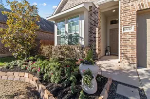 10010 Napier Dr, Rosharon, TX 77583 - Photo 3