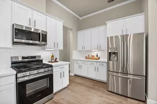 1606 Northwood St, Houston, TX 77009 - Photo 13