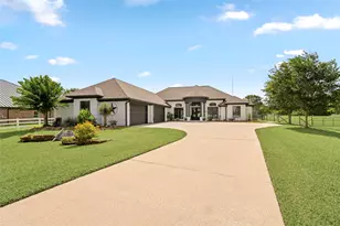 3023 Mandale Rd, Friendswood, TX 77546 - Photo 3