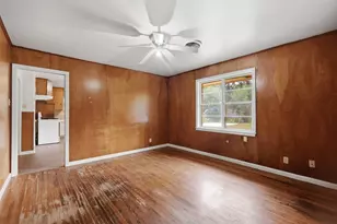 1506 E 29th St, Bryan, TX 77802 - Photo 9