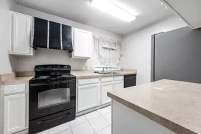 17035 Seven Pines Drive, Spring, TX 77379 - Photo 9