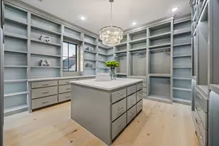 431 W 30th St, Houston, TX 77018 - Photo 17