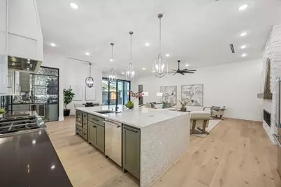 431 W 30th Street, Houston, TX 77018 - Photo 5