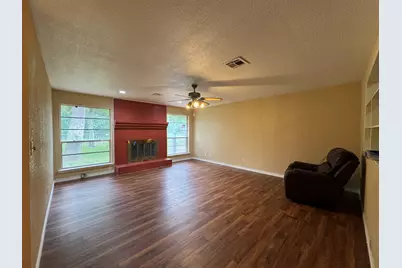 1609 Forrest Drive, Wharton, TX 77488 - Photo 5