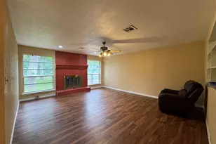 1609 Forrest Dr, Wharton, TX 77488 - Photo 5
