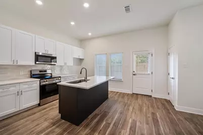 408 W Marlin Street, Willis, TX 77378 - Photo 5