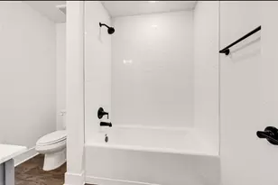 4321 W Bayou Maison, Dickinson, TX 77539 - Photo 11