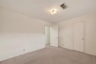 6739 Grovewood Lane, Houston, TX 77008 - Photo 25