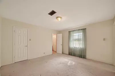 6739 Grovewood Lane, Houston, TX 77008 - Photo 27