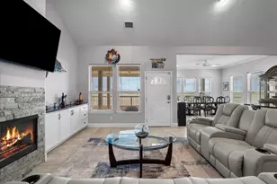 7014 Terrasso Dr, Hitchcock, TX 77563 - Photo 7