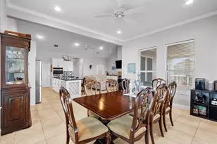 7014 Terrasso Dr, Hitchcock, TX 77563 - Photo 15