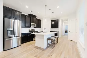 10122 Crescendo Wy, Rosharon, TX 77583 - Photo 7