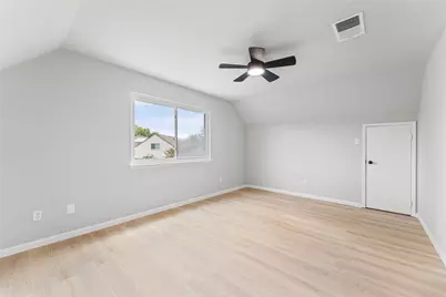15439 Woodhorn Drive, Houston, TX 77062 - Photo 17