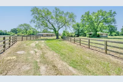 4442 Poteet Road, Normangee, TX 77871 - Photo 3
