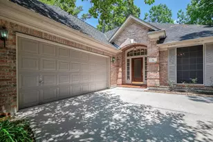 34 Reflection Point Dr E, The Woodlands, TX 77381 - Photo 37