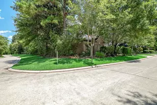 34 Reflection Point Dr E, The Woodlands, TX 77381 - Photo 43