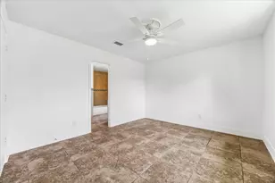 10111 Limewood Ln, Sugar Land, TX 77498 - Photo 9