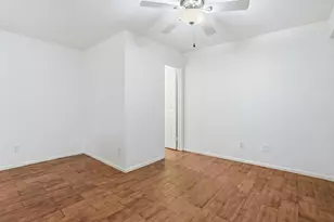 2425 Holly Hall St, Houston, TX 77054 - Photo 19