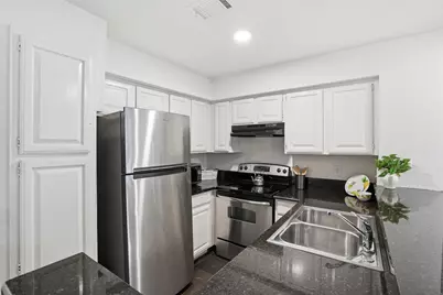 2425 Holly Hall Street #D59, Houston, TX 77054 - Photo 11