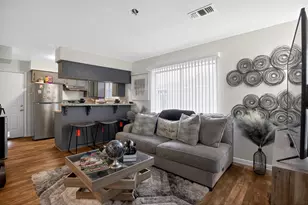 910 McLeary St, Houston, TX 77020 - Photo 3