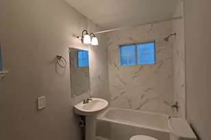 3015 Cleburne St, Houston, TX 77004 - Photo 13