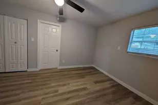 3015 Cleburne St, Houston, TX 77004 - Photo 11