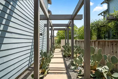 7714 Janak Drive, Houston, TX 77055 - Photo 11