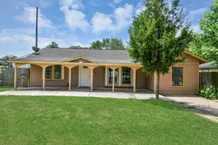 12474 Birdie Ln, Houston, TX 77015 - Photo 1