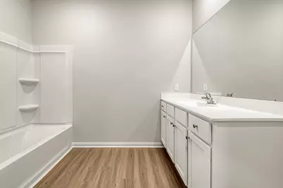 8212 Burnt Orchid Drive, Houston, TX 77016 - Photo 13