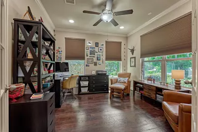 18 Shire Glen Place, The Woodlands, TX 77354 - Photo 5