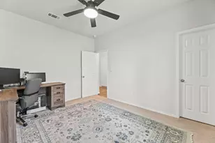 2340 N Amber Ruse Ct, Conroe, TX 77304 - Photo 11