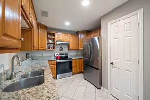 4949 Pleasure Lake Ln, Willis, TX 77318 - Photo 9