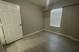 1114 E Pecan St, Angleton, TX 77515 - Photo 15